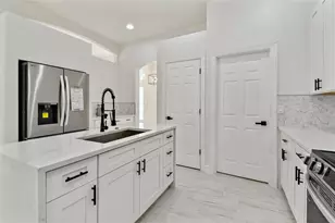 13792 Long Lake Ln, Port Charlotte, FL 33953 - Photo 11