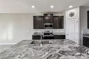 8389 Bower Bass Cir, Wesley Chapel, FL 33545 - Photo 15