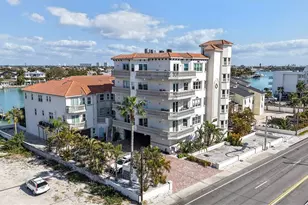 10133 Gulf Blvd, Treasure Island, FL 33706 - Photo 57