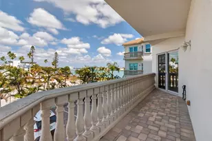 10133 Gulf Blvd, Treasure Island, FL 33706 - Photo 37