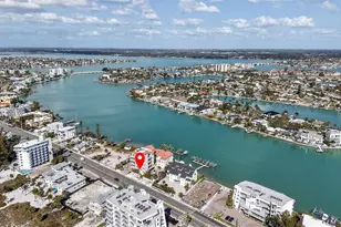 10133 Gulf Blvd, Treasure Island, FL 33706 - Photo 51