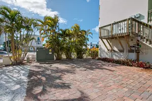 10133 Gulf Blvd, Saint Petersburg, FL 33706 - Photo 47