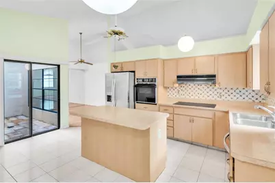 5530 Salem Square Drive N, Palm Harbor, FL 34685 - Photo 13