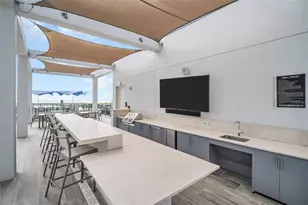 301 1st St S, Saint Petersburg, FL 33701 - Photo 45