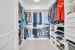 301 1st St S, Saint Petersburg, FL 33701 - Photo 29