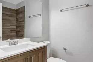 2317 E 110th Ave, Tampa, FL 33612 - Photo 21