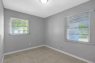 2317 E 110th Ave, Tampa, FL 33612 - Photo 23