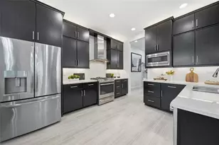 2747 Tarragona Wy, Wesley Chapel, FL 33543 - Photo 11