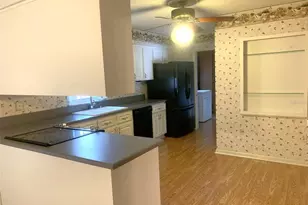 1104 N Knight St, Plant City, FL 33563 - Photo 5