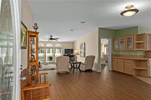 37546 Lilly Bea Ave, Zephyrhills, FL 33541 - Photo 9