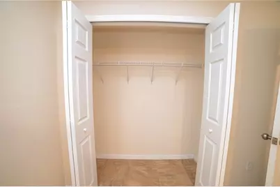 12410 N 59th Street #D, Tampa, FL 33617 - Photo 9