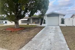 5245 Bluejay Dr, Holiday, FL 34690 - Photo 1