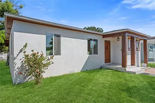 4635 22nd Ave N, Saint Petersburg, FL 33713 - Photo 1