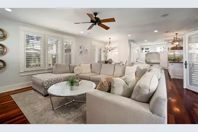 1821 W Richardson Place, Tampa, FL 33606 - Photo 13