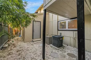 1012 Granville Ct N, Saint Petersburg, FL 33701 - Photo 53