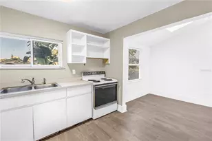 1012 Granville Ct N, Saint Petersburg, FL 33701 - Photo 37