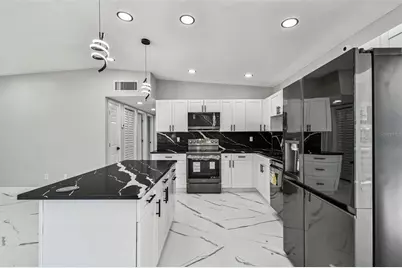 6501 Julie Street, Tampa, FL 33610 - Photo 19