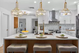 1927 Shore Acres Blvd NE, Saint Petersburg, FL 33703 - Photo 7