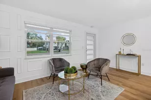 1927 Shore Acres Blvd NE, Saint Petersburg, FL 33703 - Photo 13