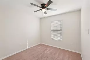 9833 Hound Chase Dr, Gibsonton, FL 33534 - Photo 27