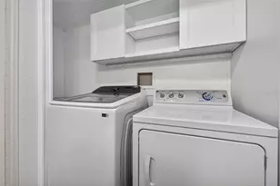 3904 William Hume Dr, Zephyrhills, FL 33541 - Photo 19