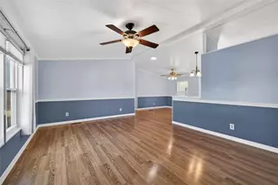 3904 William Hume Dr, Zephyrhills, FL 33541 - Photo 5