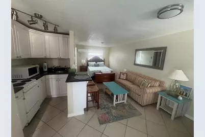 14715 Gulf Boulevard #4, Madeira Beach, FL 33708 - Photo 9