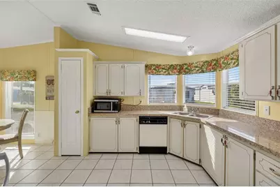 512 La Playa Circle, North Port, FL 34287 - Photo 9