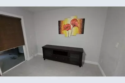 3918 Oak Limb Court, Tampa, FL 33614 - Photo 7