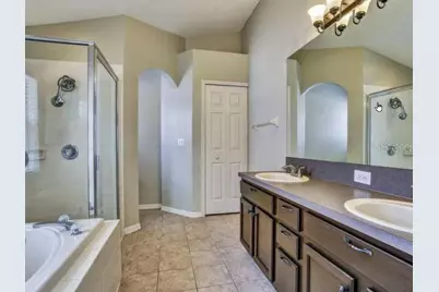 18835 Maisons Drive, Lutz, FL 33558 - Photo 7