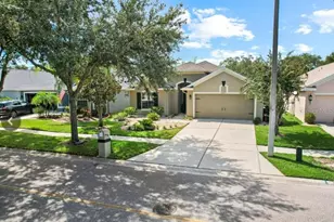 18835 Maisons Dr, Lutz, FL 33558 - Photo 3