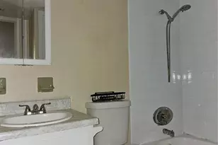 7611 Paula Dr, Tampa, FL 33615 - Photo 13