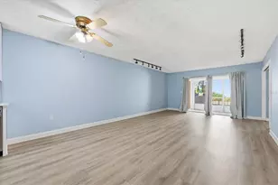 8605 Bardmoor Blvd, Seminole, FL 33777 - Photo 7