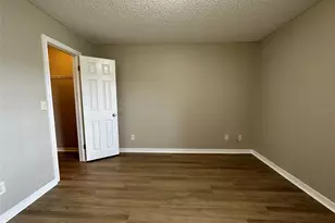 10200 Gandy Blvd N, Saint Petersburg, FL 33702 - Photo 15