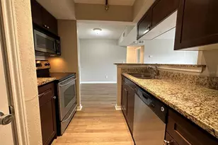 10200 Gandy Blvd N, Saint Petersburg, FL 33702 - Photo 11