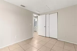 8229 Ravencroft Dr, Tampa, FL 33615 - Photo 23