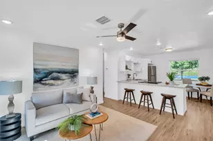 6055 7th Ave S, Saint Petersburg, FL 33707 - Photo 3