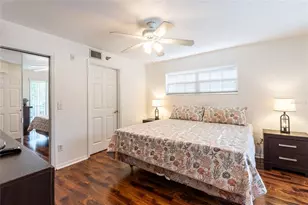 21107 Fountain View Ln, Lutz, FL 33558 - Photo 19