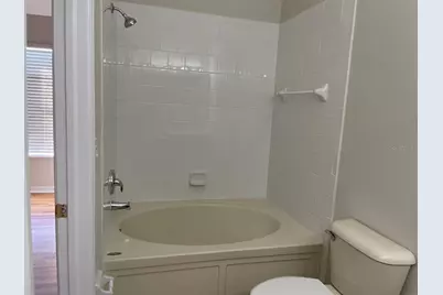 11604 Colony Lake Drive, Tampa, FL 33635 - Photo 15