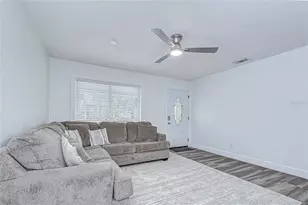 645 38th Ave S, Saint Petersburg, FL 33705 - Photo 5