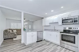 645 38th Ave S, Saint Petersburg, FL 33705 - Photo 13