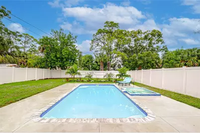 645 38th Avenue S, Saint Petersburg, FL 33705 - Photo 39