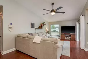 3928 Orchard Hill Cir, Palm Harbor, FL 34684 - Photo 7