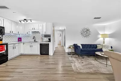 9901 Starlite Drive, Riverview, FL 33578 - Photo 5