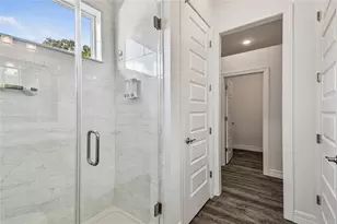 10555 Lake Breeze Dr, Seminole, FL 33772 - Photo 47