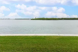 280 126th Ave, Treasure Island, FL 33706 - Photo 23