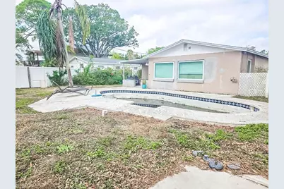 232 84th Avenue NE, Saint Petersburg, FL 33702 - Photo 3