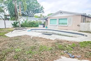 232 84th Ave NE, Saint Petersburg, FL 33702 - Photo 3