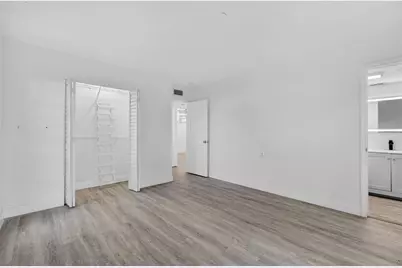 7990 42nd Street N, Pinellas Park, FL 33781 - Photo 9