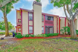 1723 Hampton Ln, Palm Harbor, FL 34683 - Photo 1